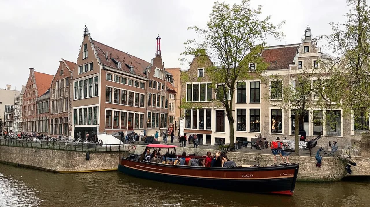 25 Fun Things to Do in Ghent for Guys