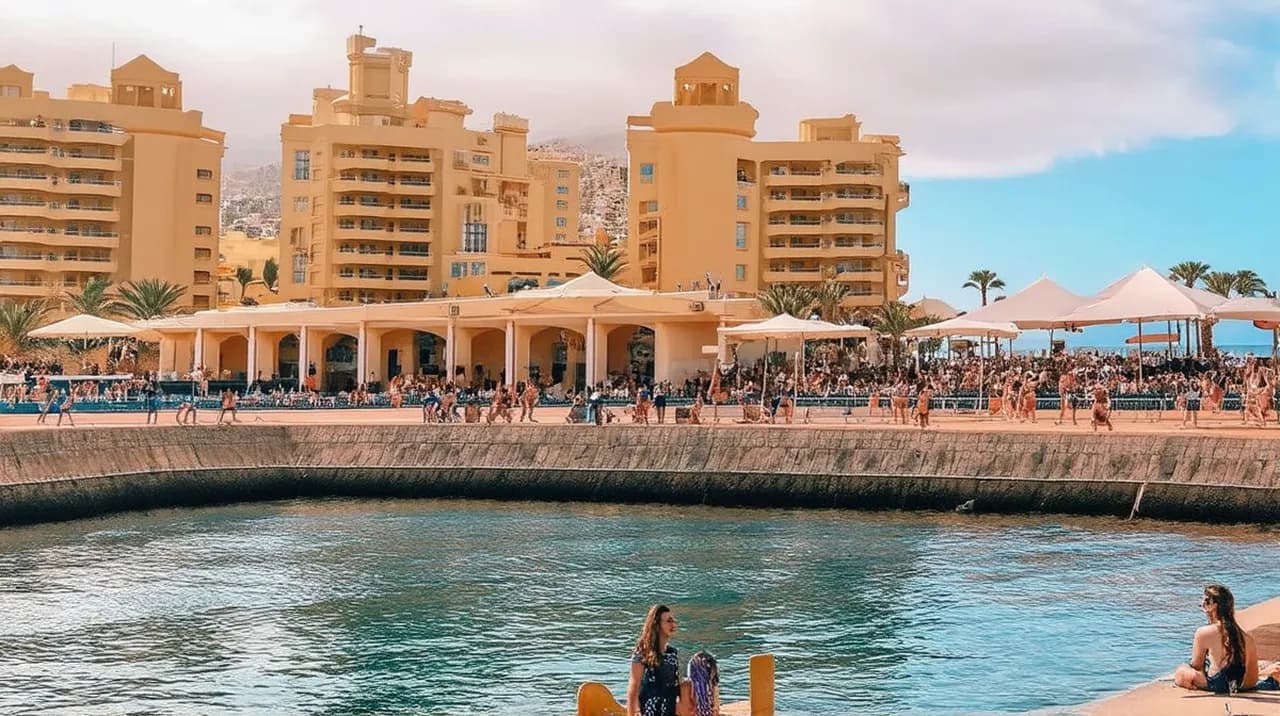 Top 20 Fun Things to Do in Las Palmas de Gran Canaria for Young Adults
