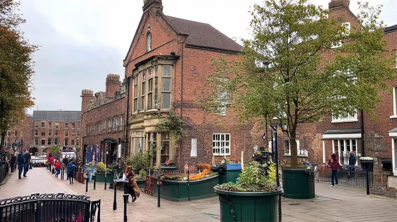 25 Fun Things to Do Alone in York