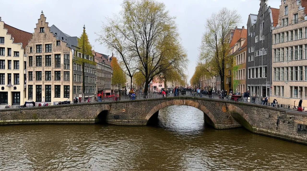 20 Fun Things to Do in Ghent Alone