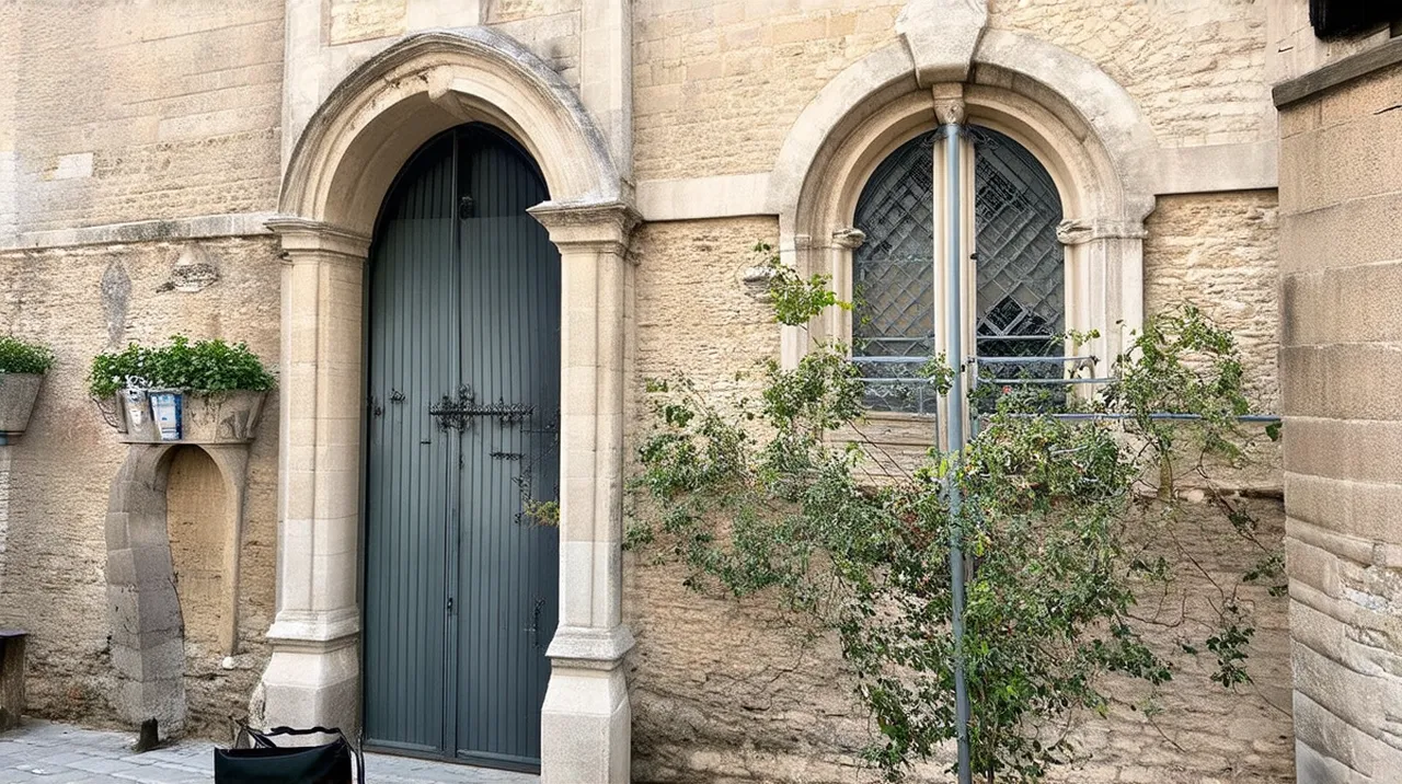 20 Free Things to Do in Avignon